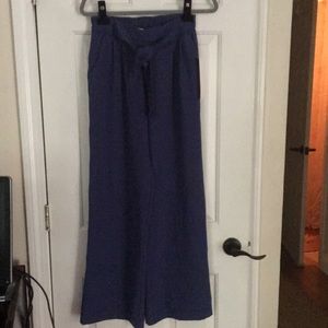Lululemon Noir Pant Size 6